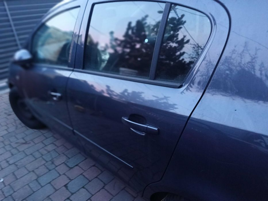 opel corsa d 1.2 benzyna 2007r samochód na części lub w całości