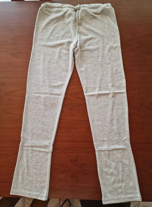 Calças cinzentas da Oysho