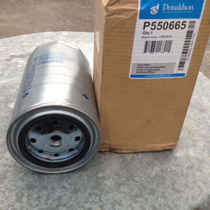 Продам фільтра LF3977, P550665 по два шт
