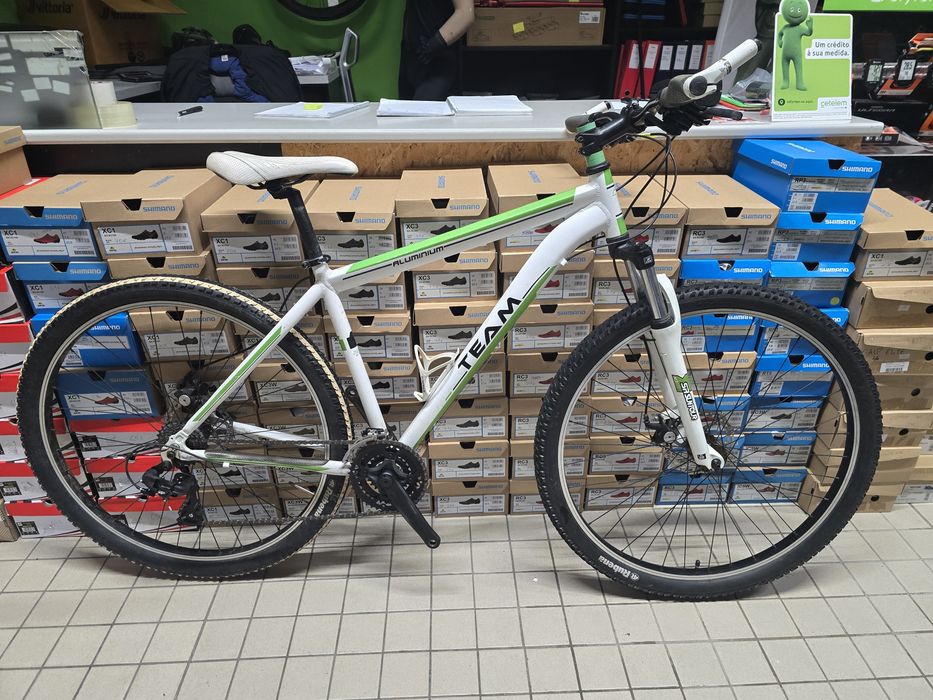 Btt 29 L aluminio travoes de disco