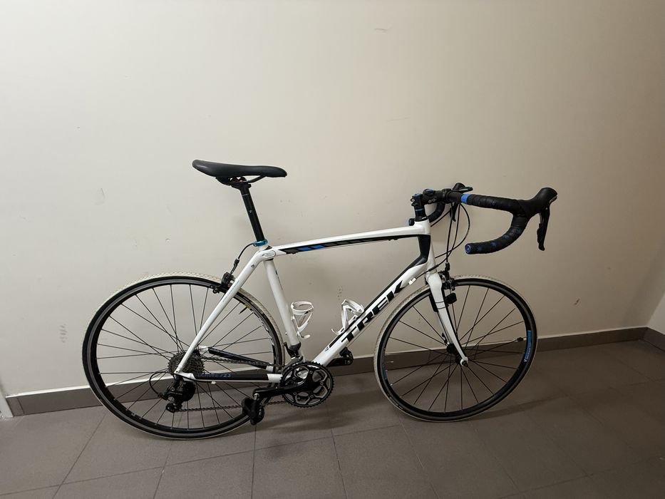 Rower szosowy Trek Domane 2.3