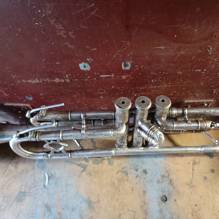 Пррдаю музыкальный инструмент