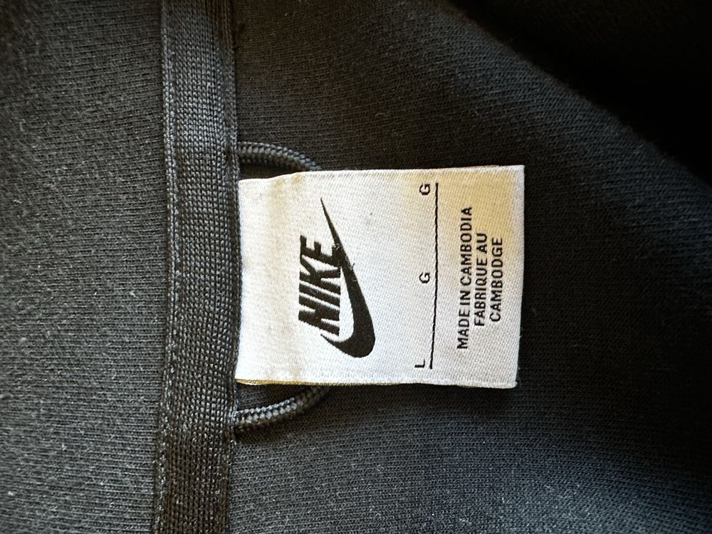 Nike czarny tech fleece L