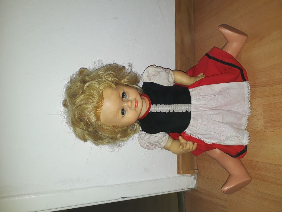 Lalka sygnowana Schildkrot z lat 80 tych-(lalka mówi)