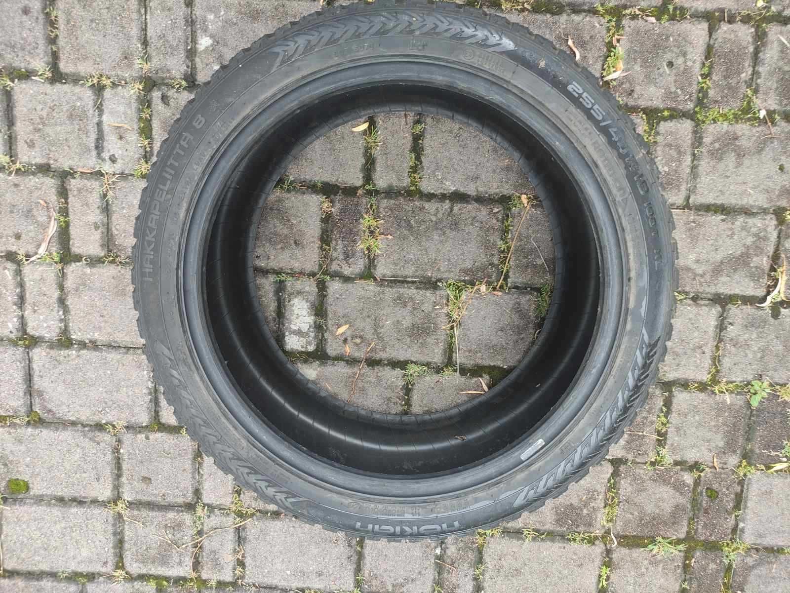 HAKKAPELIITTA 8 255/40 R19 Зима-Шип