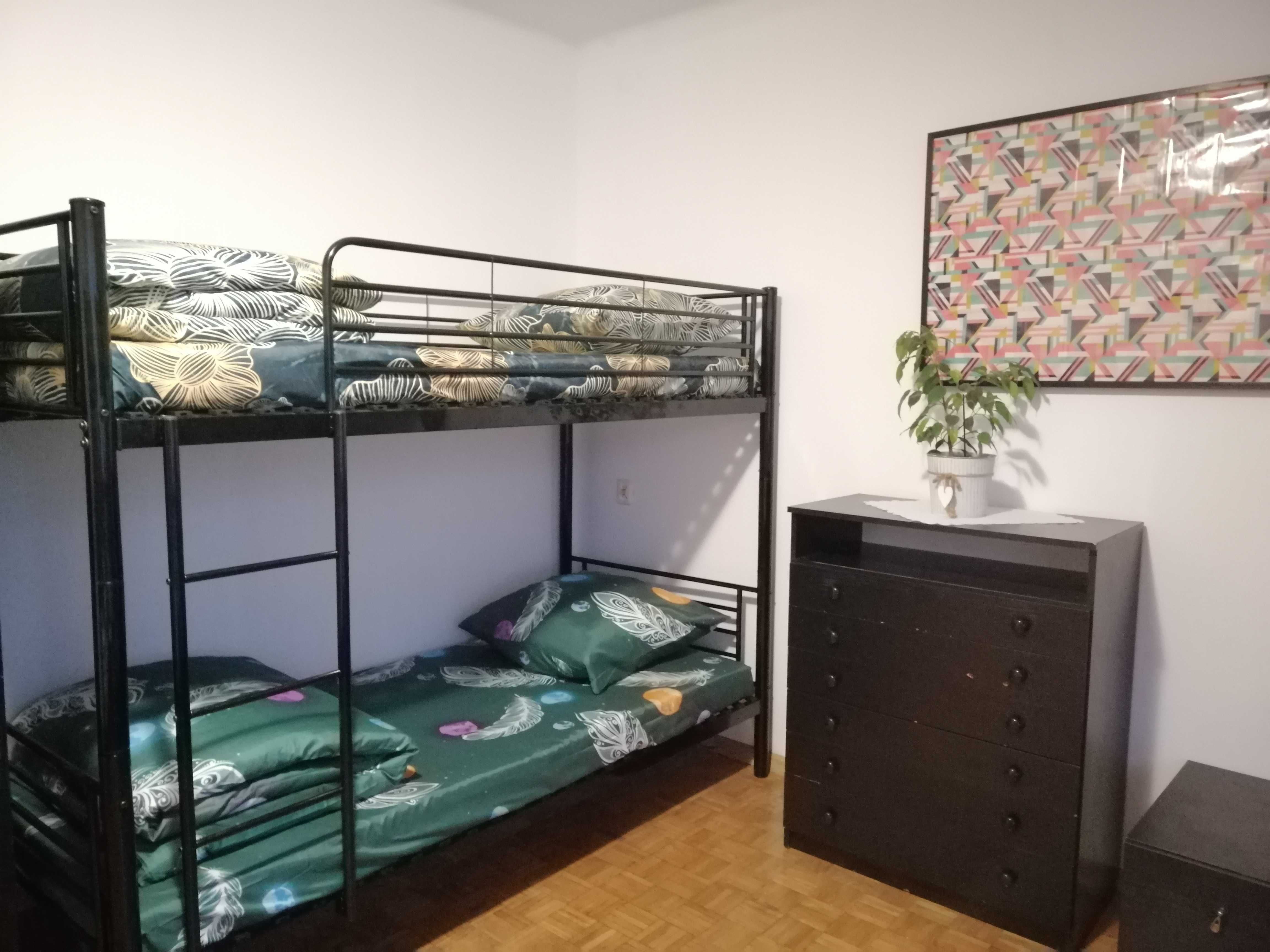 Tanie noclegi/hostel/pokoje/бюджетное жилье