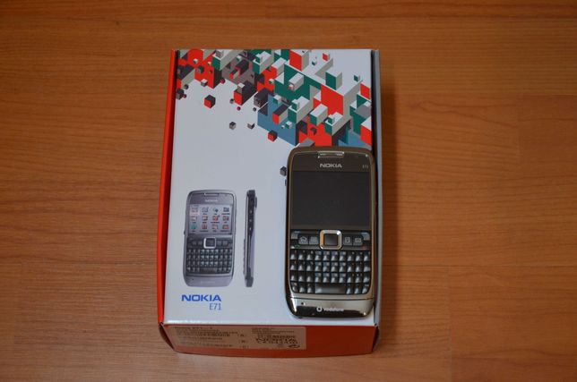 Telemóvel Nokia E71 em embalagem original