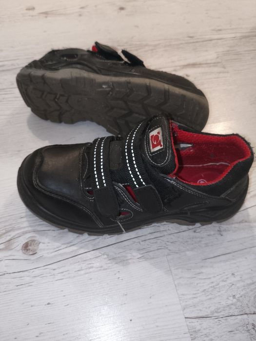 2x Buty robocze z blachą w noskach