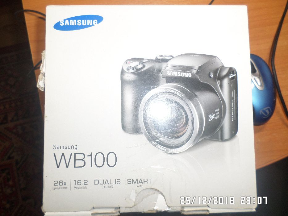 фотоапарат Samsung WB100