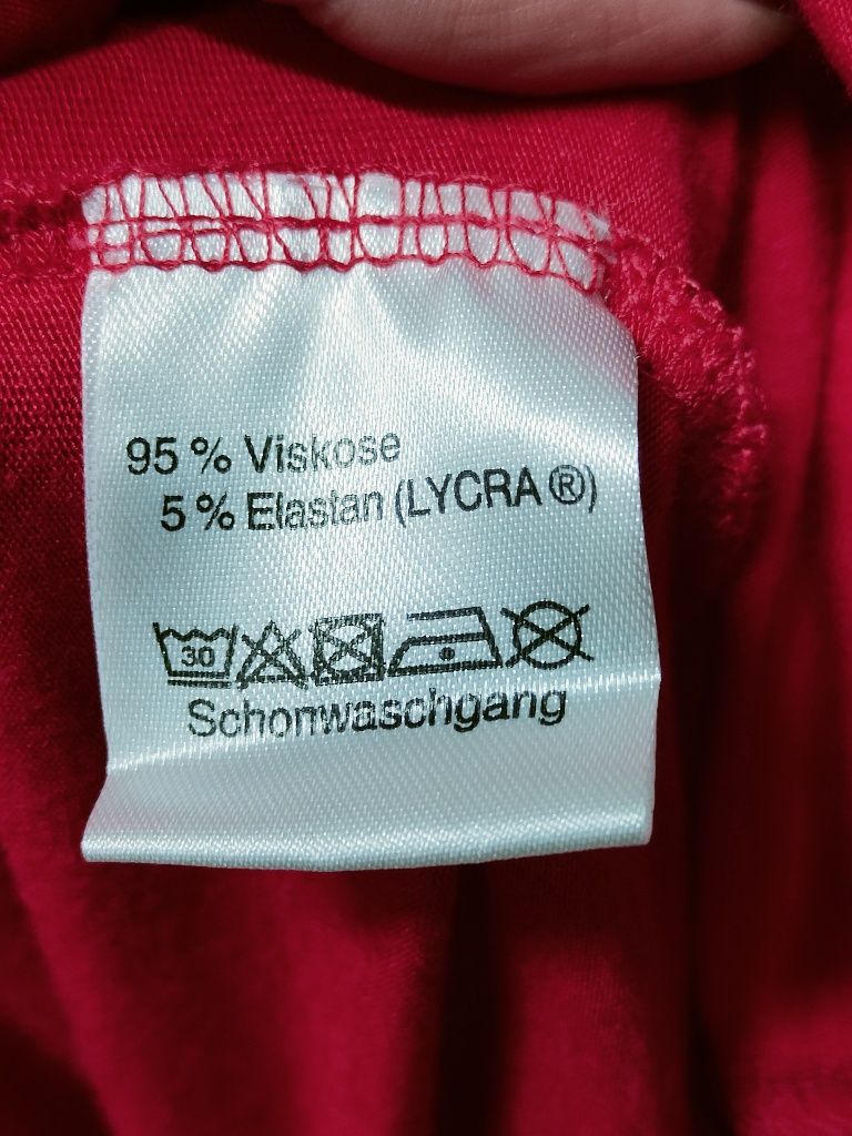 Śliczny czerwony golf półgolf  wiskozowy viscose plus size elastyczny