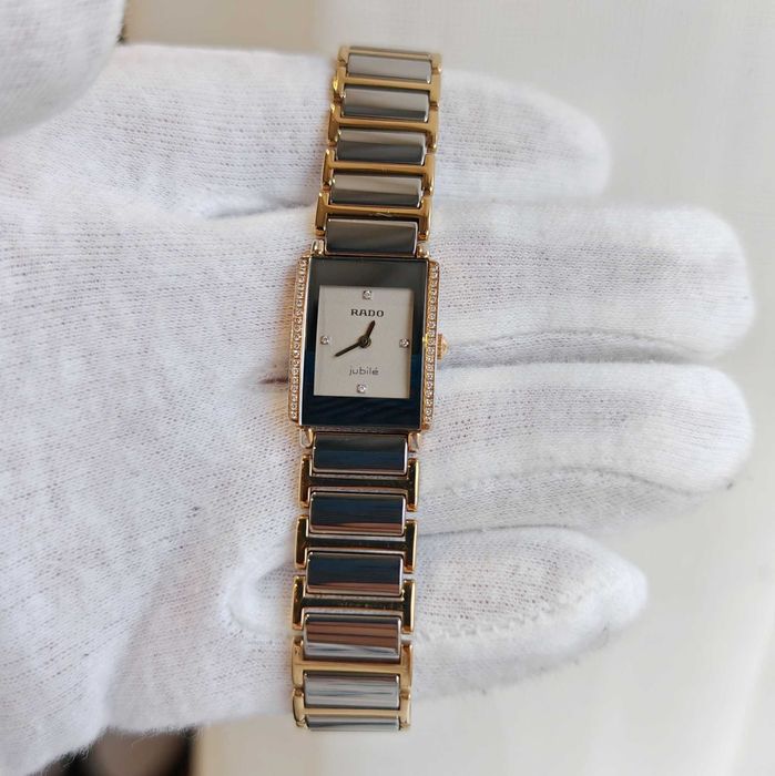 Жіночий годинник Rado Diastar Jubile Diamonds Ceramic