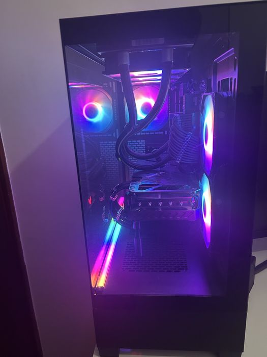 Pc gaming completamente novo.