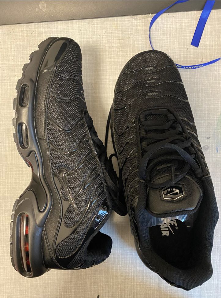 Nike air max plus preta nova com caixa