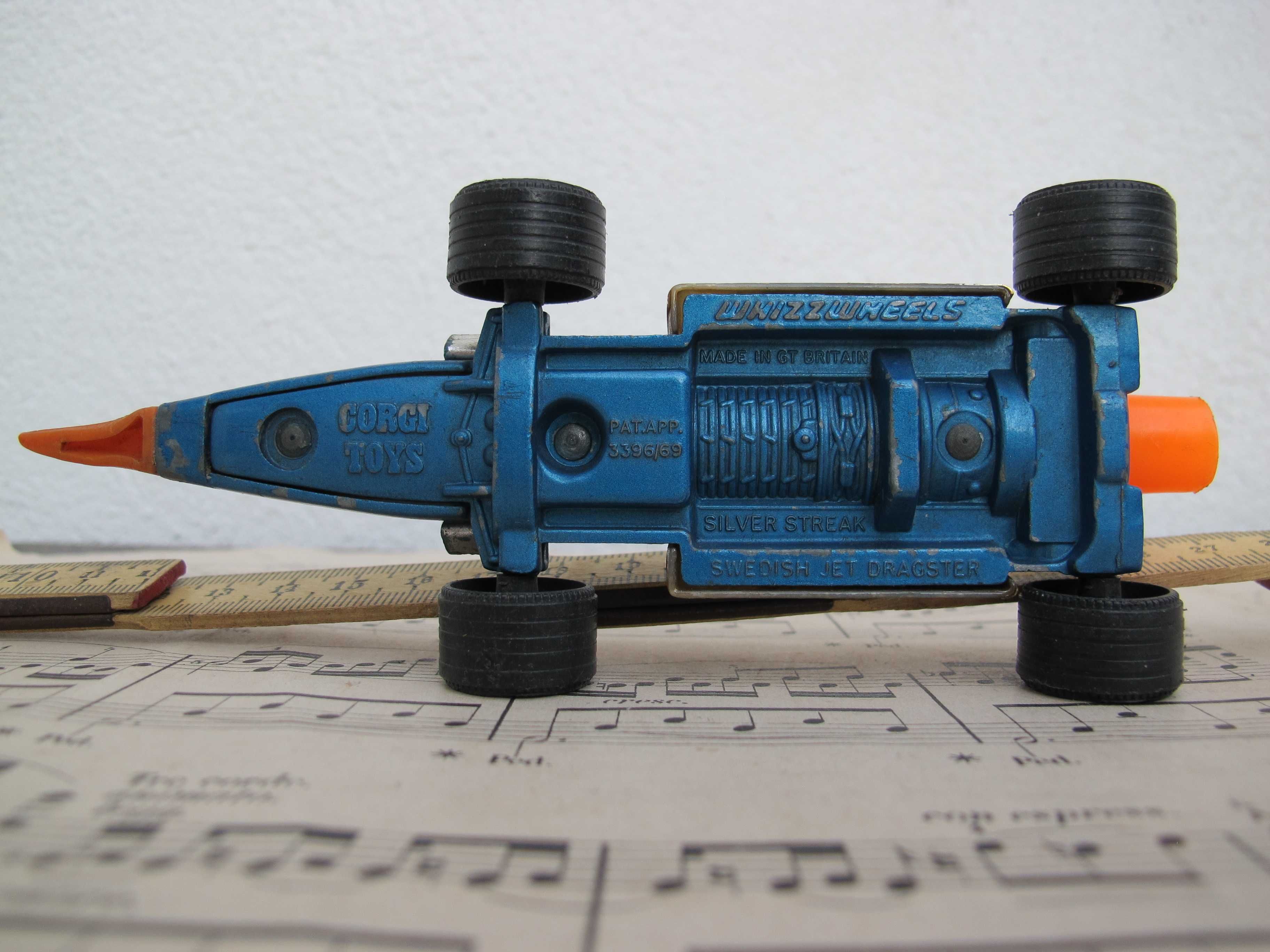Miniatura CORGI Silver Streak Antiga