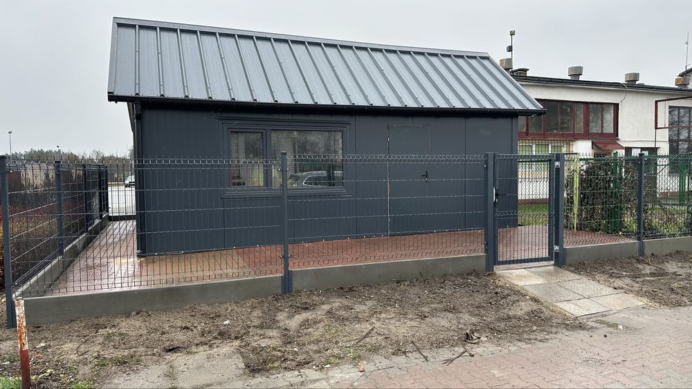 Sprzedam lokal z działką