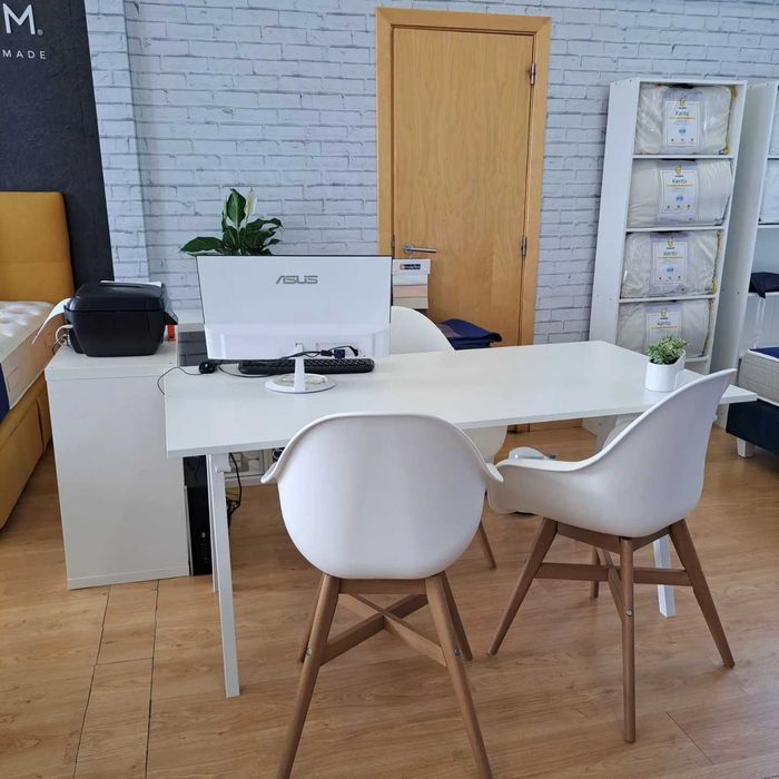 Cadeira C/Pé Madeira