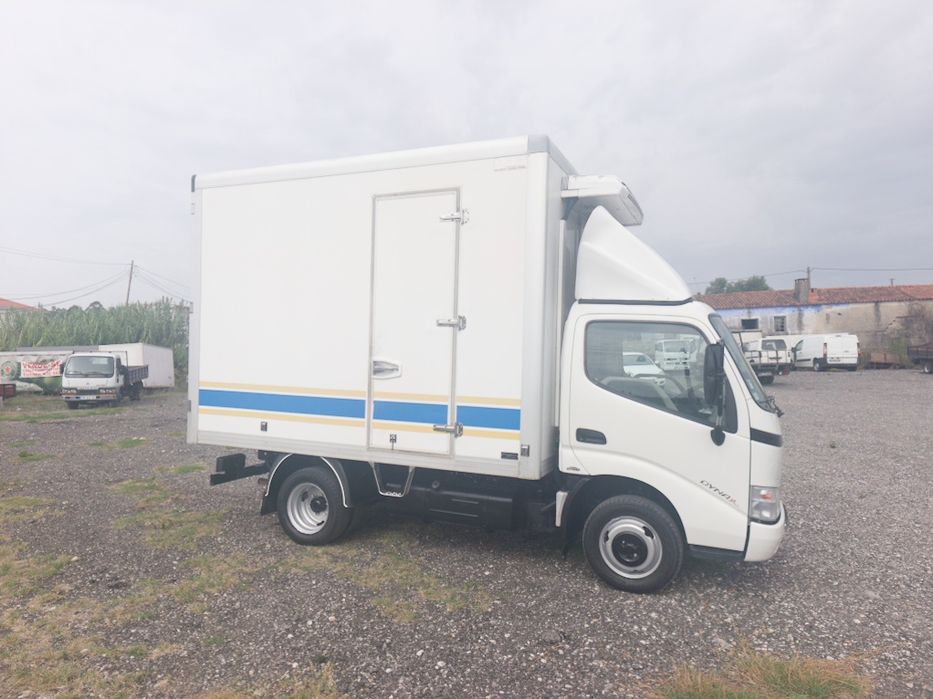 Toyota Dyna  d4d