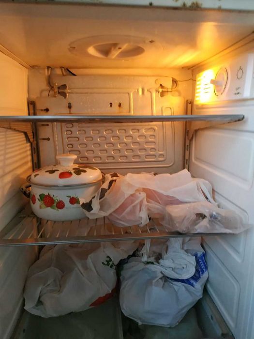 Продам двокамерний холодильник(Робочий), Юрюзань.