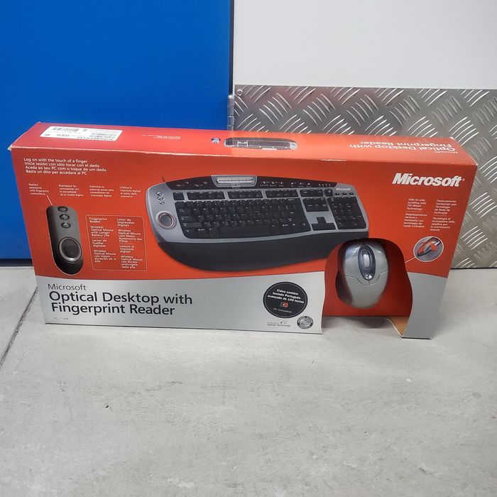 Optical Desktop with Fingerprint Reader