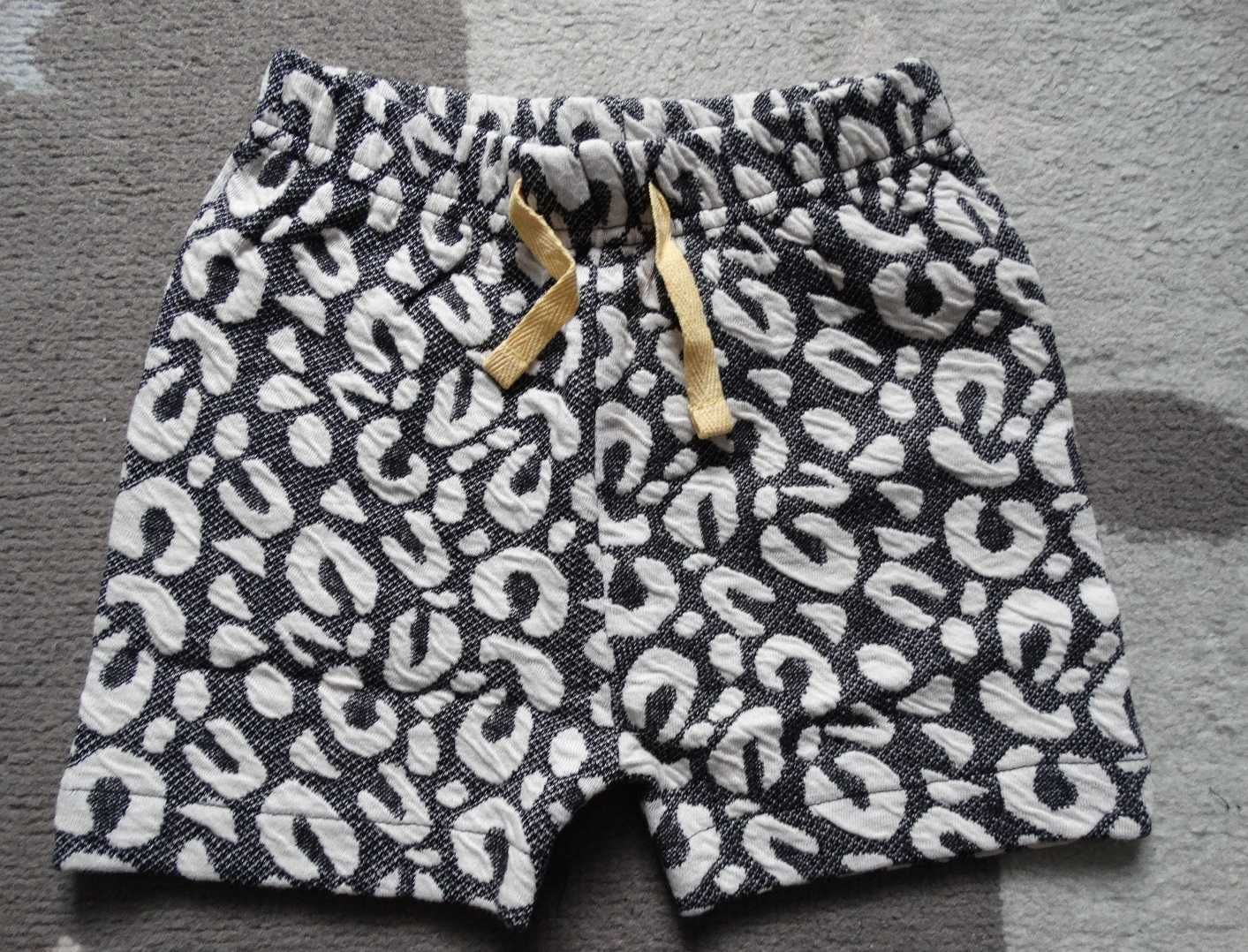 Nowe krótkie spodenki Turtledove London rozm. 74cm/9m  bio bawełna