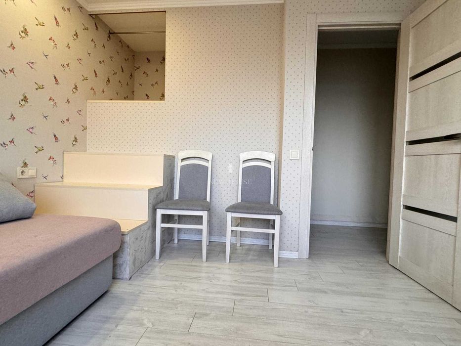 БЕЗ КОМІСІЇ! Єоселя!Продається 4-к таунхаус в Святопетрівському районі