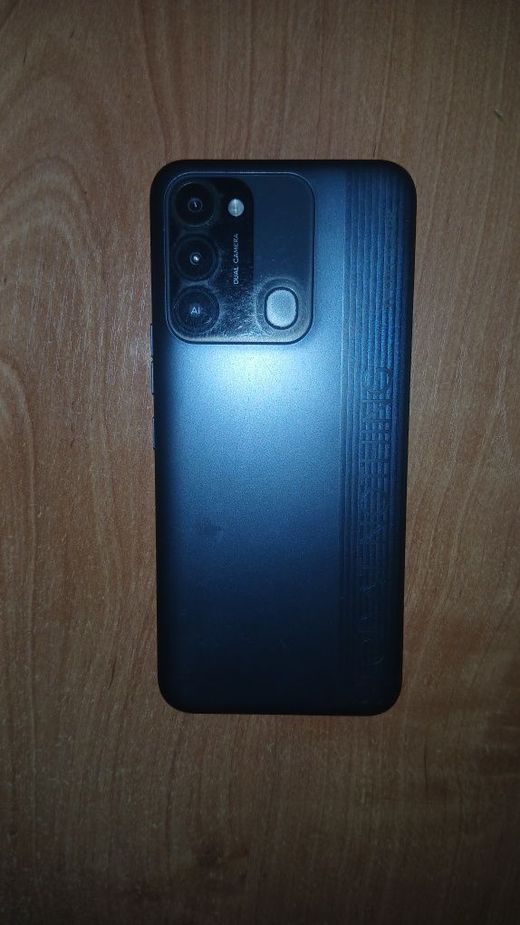 Tecno spark 8c black