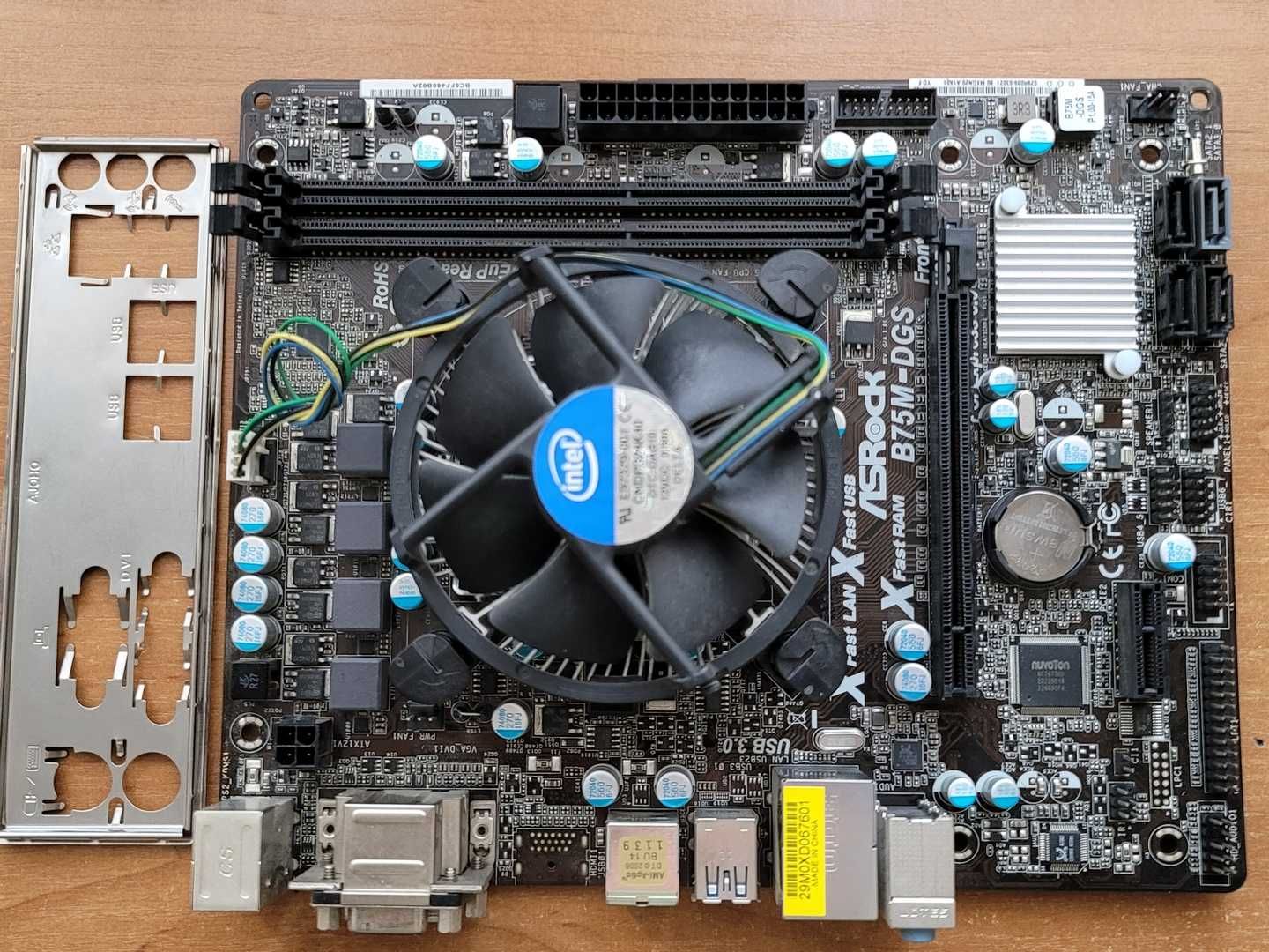 Материнська плата Asrock B75M-DGS і процесор Intel Celeron G1620 s1155