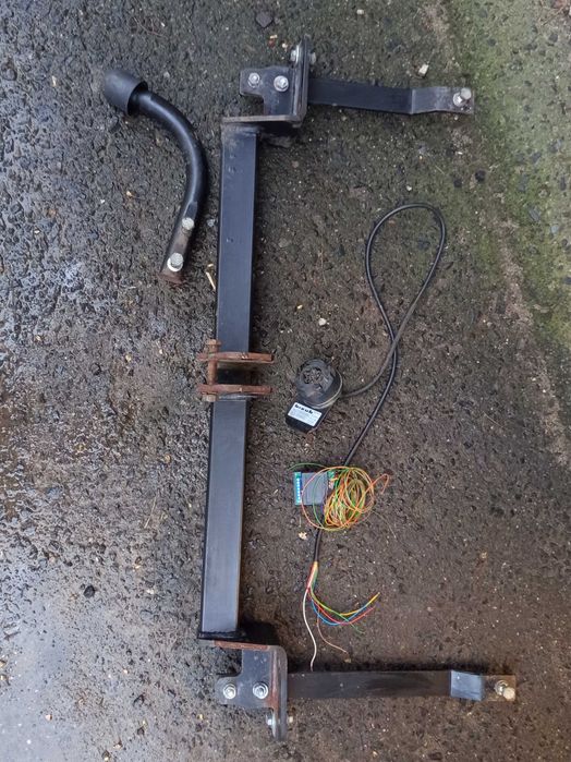 Hak holowniczy Grande Punto