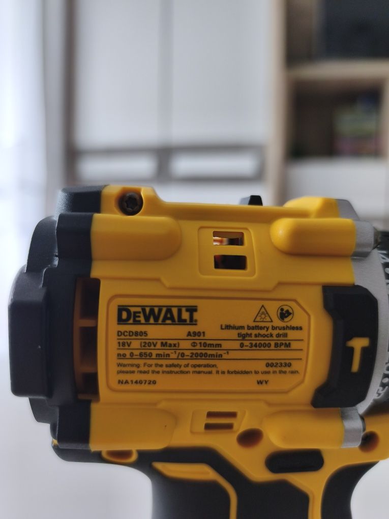 Nowa Wiertarko-wkrętarka DeWalt akumulatorowa DCD805