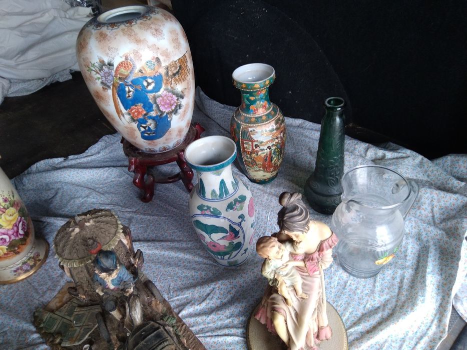 Figurinos vasos antigos bonitos para desocupar