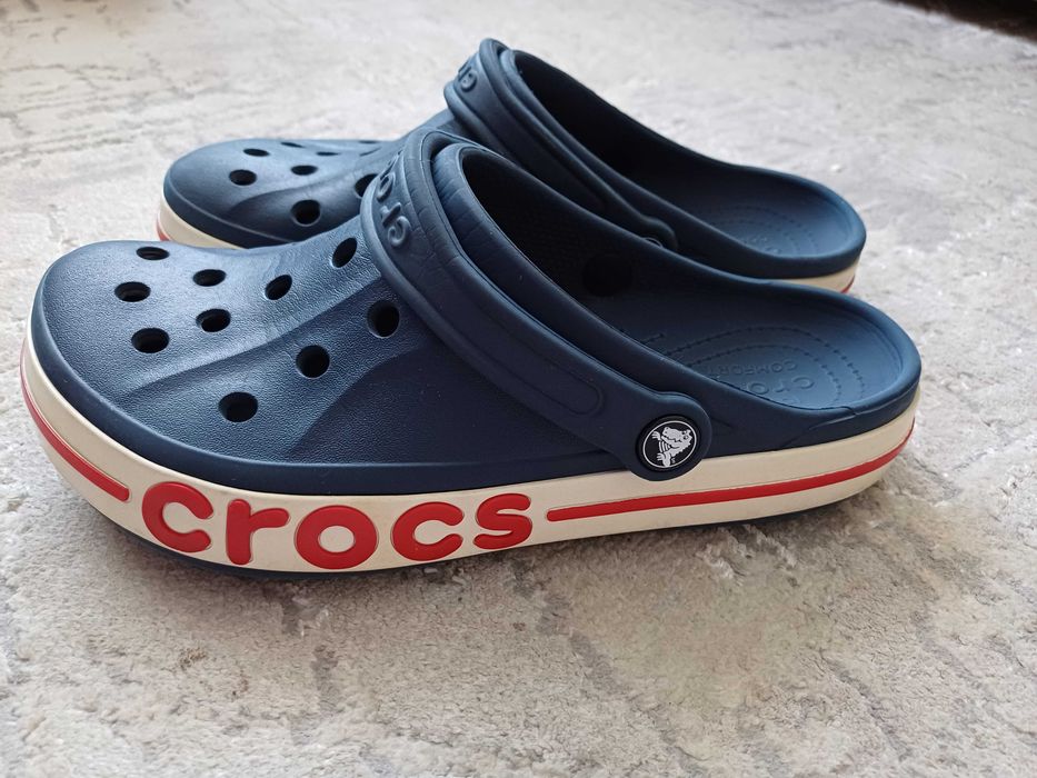 Продам крокси м7w9