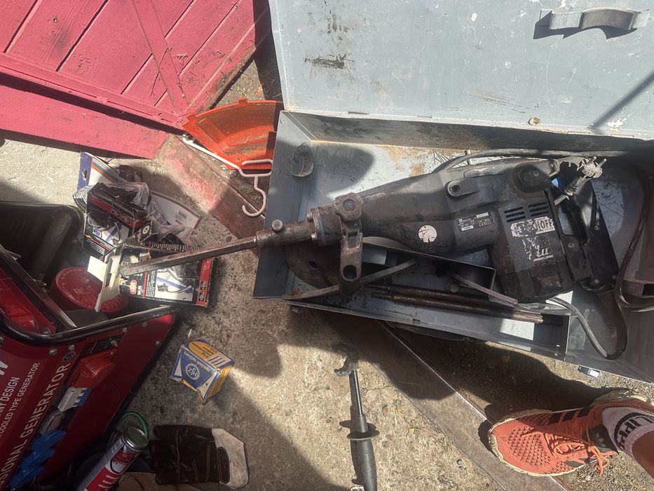 Młot do kucia Elu sprzedam