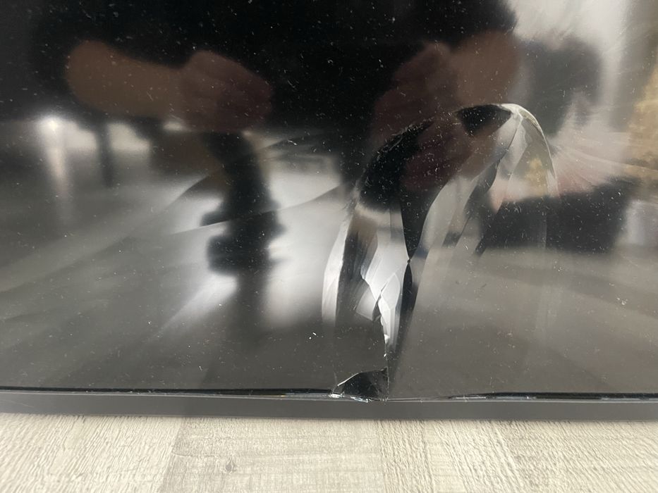 TV com ecrã partido