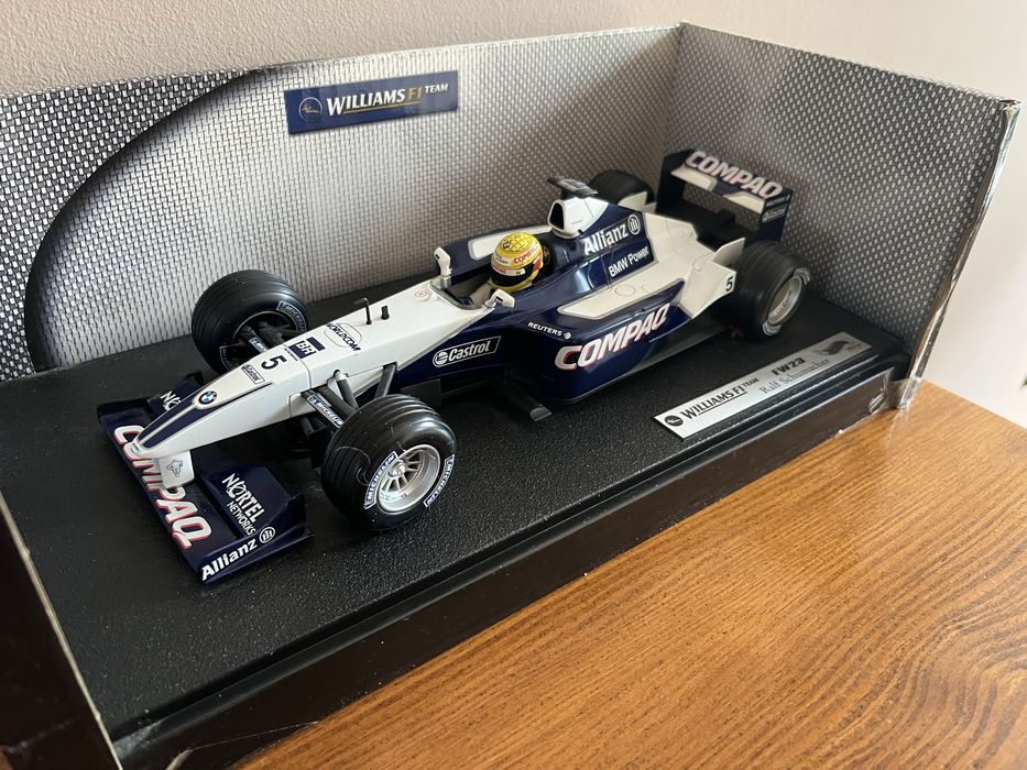 Formuła 1 Williams FW23 z 2001  Ralf Schumacher hot wheels 1:18