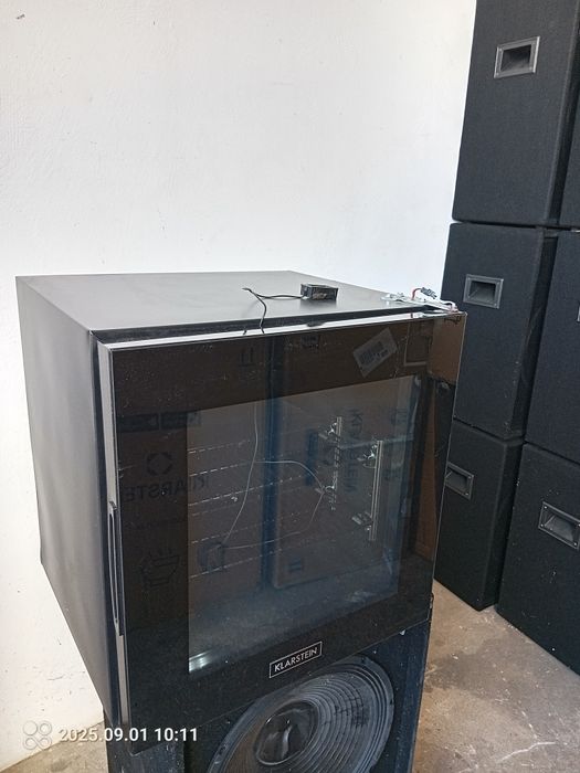 Klarstein ice Age zamrażarka 36 l witryna na lody 


Cena 1350 zł 
Pro