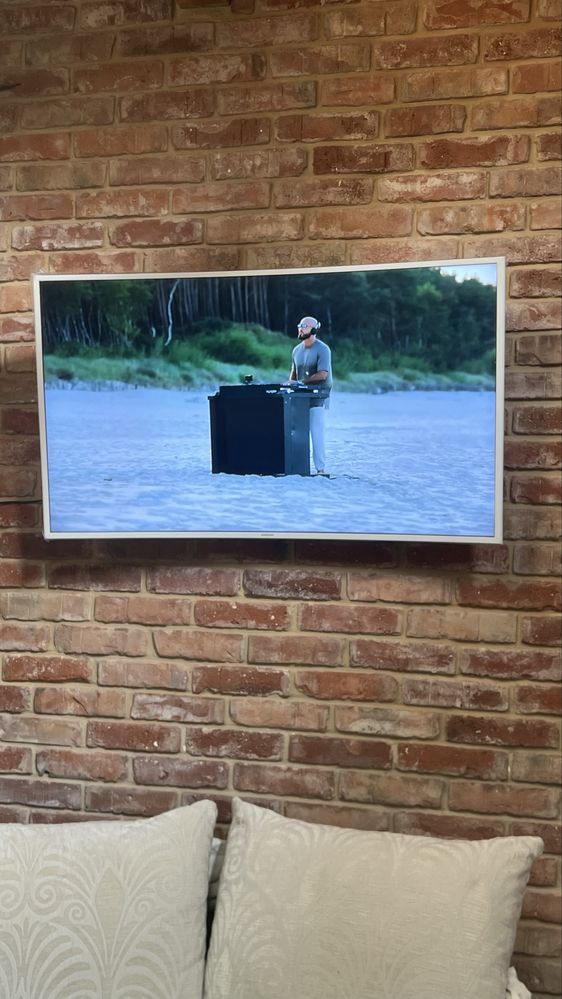 Samsung  curved 48 cali  4 K