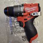 Milwaukee 3404-20 M12 Безщітковий дриль-шуруповерт з ударом USA