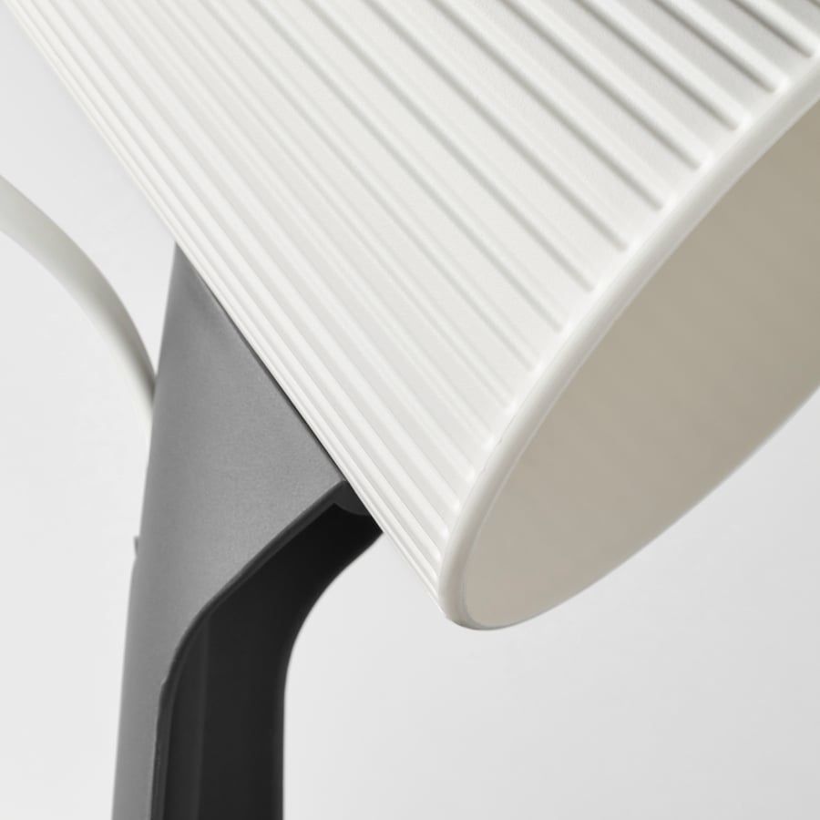 Candeeiro de mesa IKEA (Svallet) com lâmpada
Candeeiro de secretár