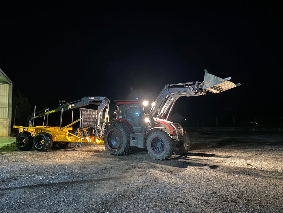 Reboque florestal Rottne com grua Cranab