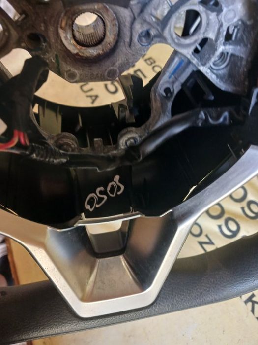 Руль Nissan Altima 2019