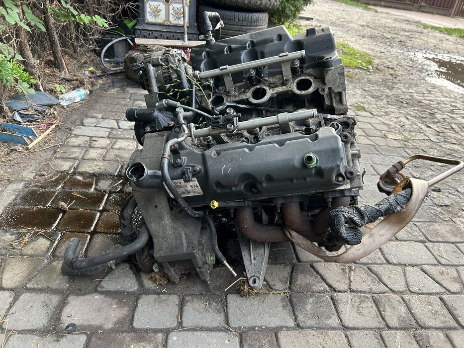 Ford mustang V 4.0 V6 silnik motor blok silnika pokrywa zaworów 2006