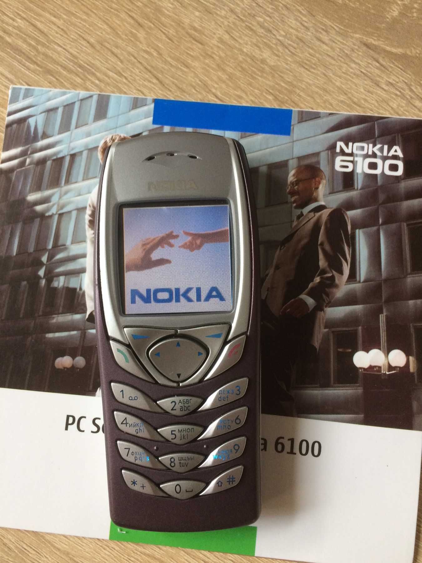 Телефон Nokia 6100