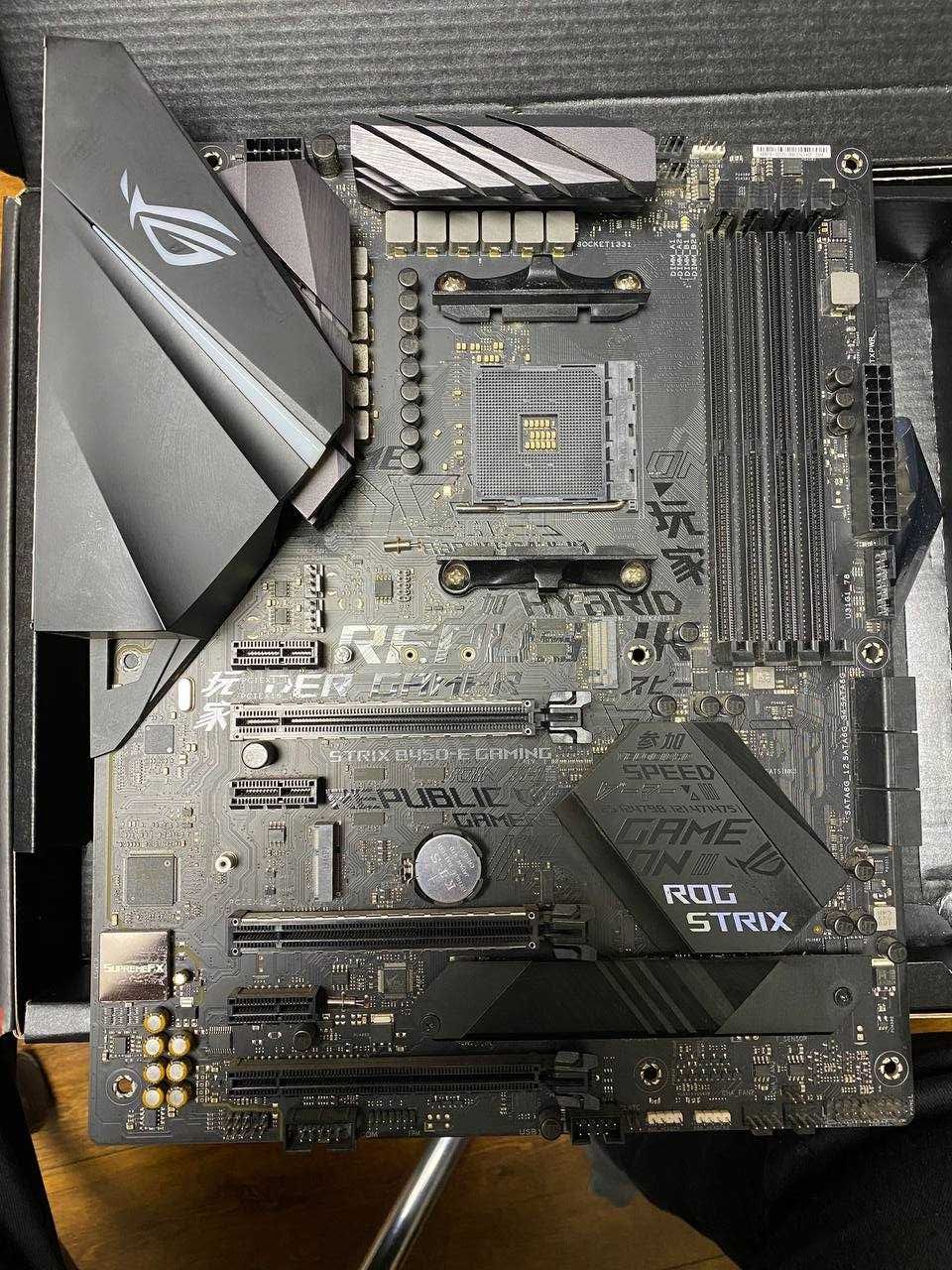 Материнська плата ASUS ROG STRIX B450-E GAMING AM4