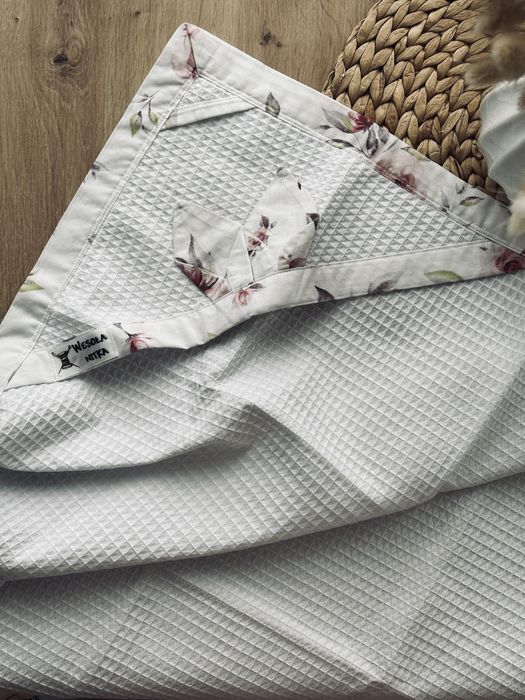 Ręcznik kąpielowy wafelkowy z kapturem