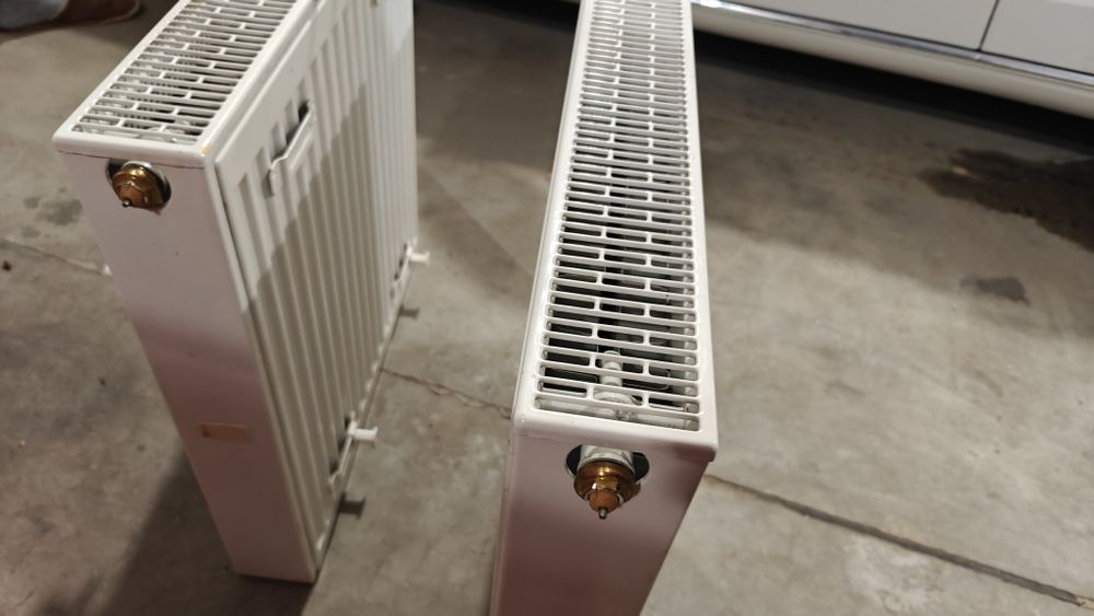 NieKaloryfer grzejnik 60x60x100 2 szt zasilanie dolne prawe