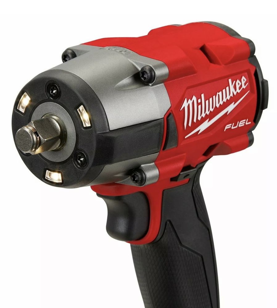 Бесщеточный гайковерт 1/2" Milwaukee M18 FMTIW2F12-0 (2962-20)