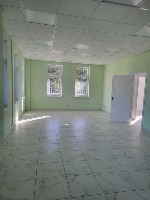 Центральний район. Ренда приміщення з ремонтом.