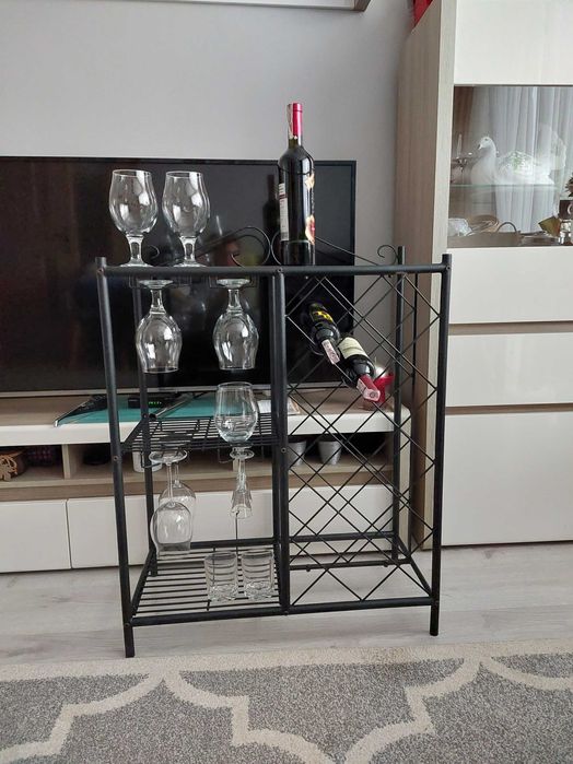 Półka na wino regał