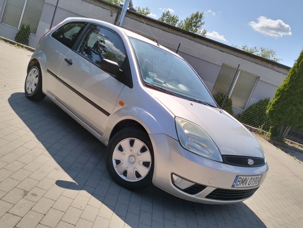 Ford Fiesta 3D/2005r./Klima/Nowe BT/Małe spalanie