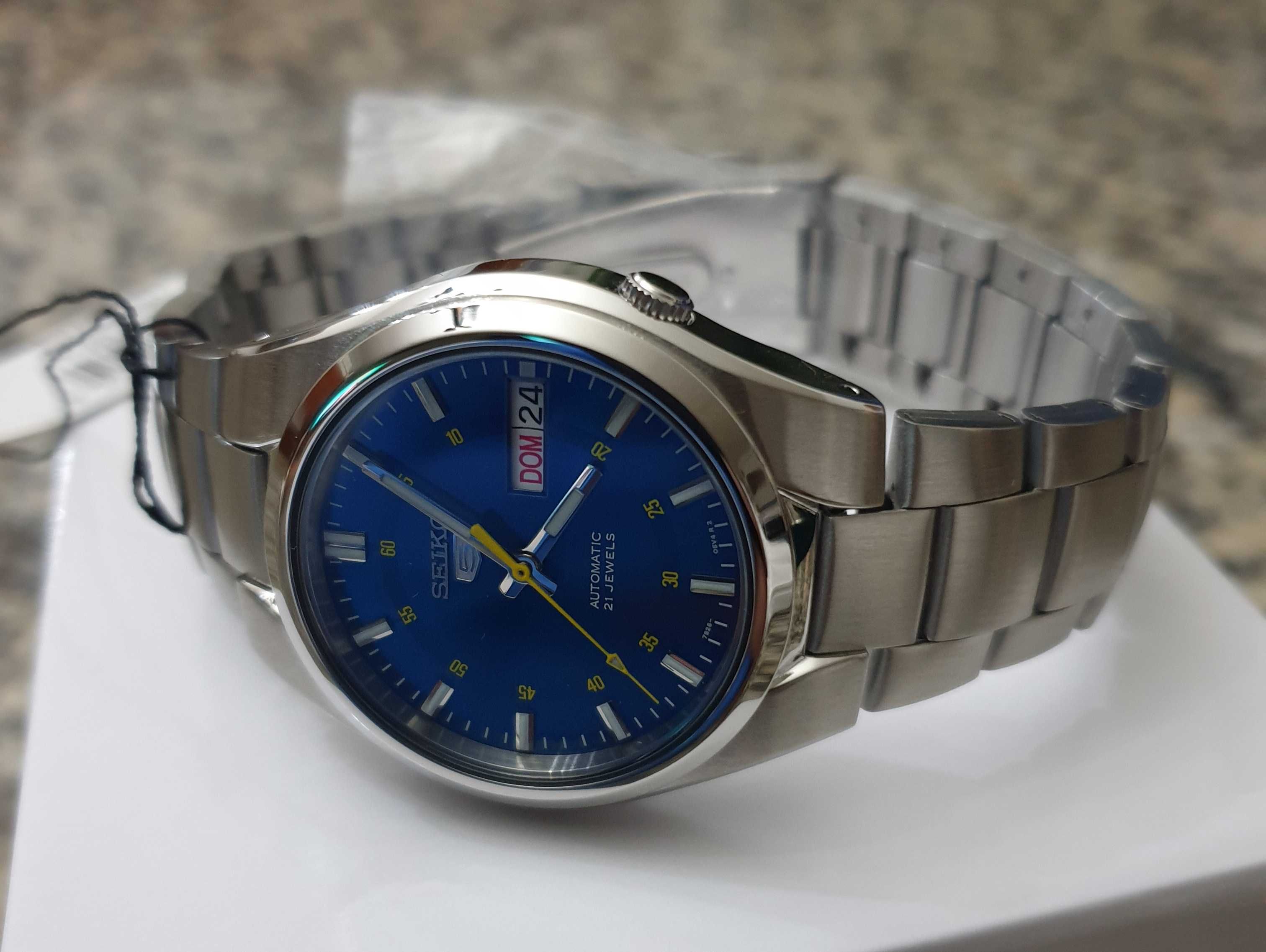 *NOVO* Seiko 5 Sports Automático SNK615K1 Azul (37mm)